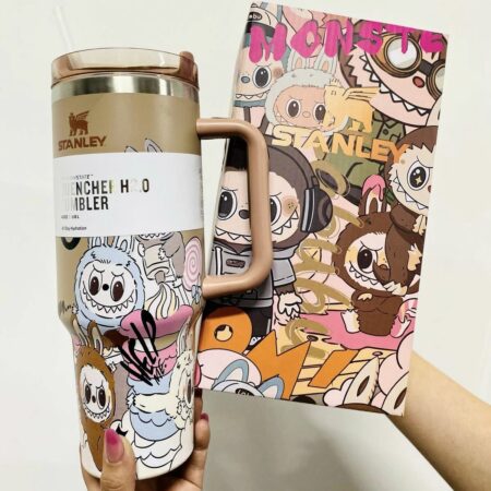 TAZA LABUBU  STANLEY -3