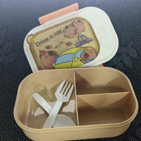BOX   LUNCH  CAPIBARA  CON  CUBIERTOS