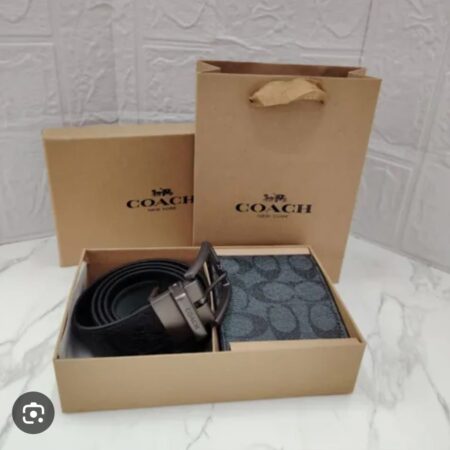 SET  DE  CABALLERO   INCLUYE   CAJITA  Y  BOLSA  DE  REGALO   COACH