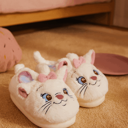 PANTUNFLA DE PELUCHE GATITA MARIE
