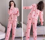 PIJAMA JUVENIL DE FRESAS