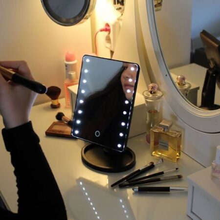 ESPEJO DE MAQUILLAJE CON LUZ LED