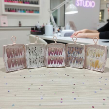 UÑAS POSTIZAS PRESS ON (BLISTER 12 PIEZAS)
