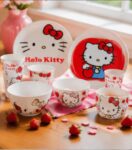 CAJA MASTER VAJILLA SNOOPY Y HELLO KITTY (12 PZ)