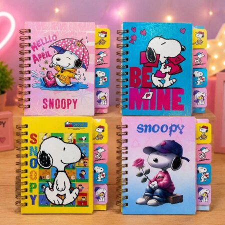 MINI LIBRETA SNOOPY CON SEPARADOR (MIDE 12CM*10CM)
