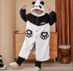 BATA DE PERSONAJES PANDA, STITCH , KUROMI , CAPIBARA , HELLO KITTY  (UNITALLA)